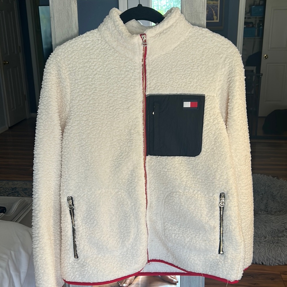 Tommy Hilfiger white fleece jacket.